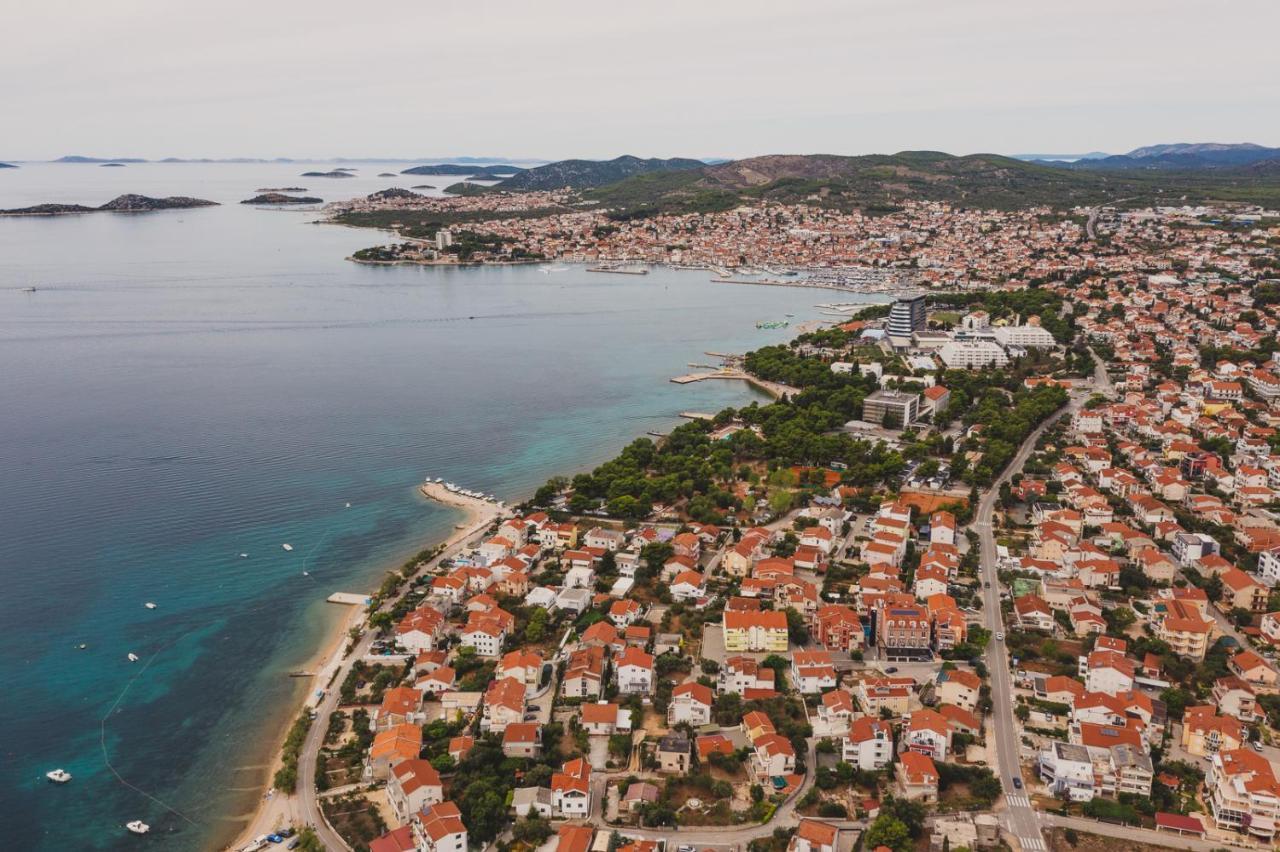 Apartmani Sanja Vodice Bagian luar foto