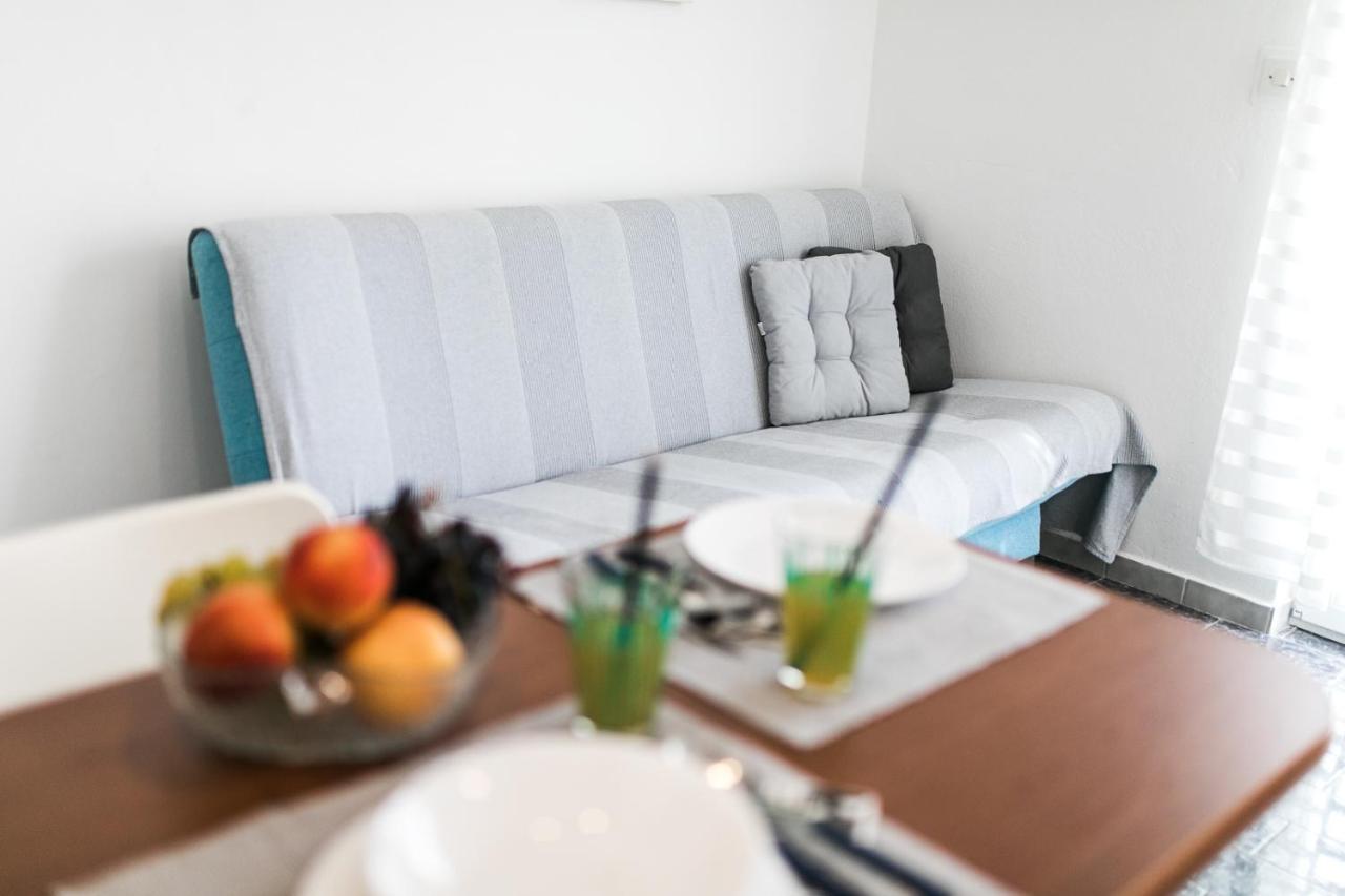Apartmani Sanja Vodice Bagian luar foto